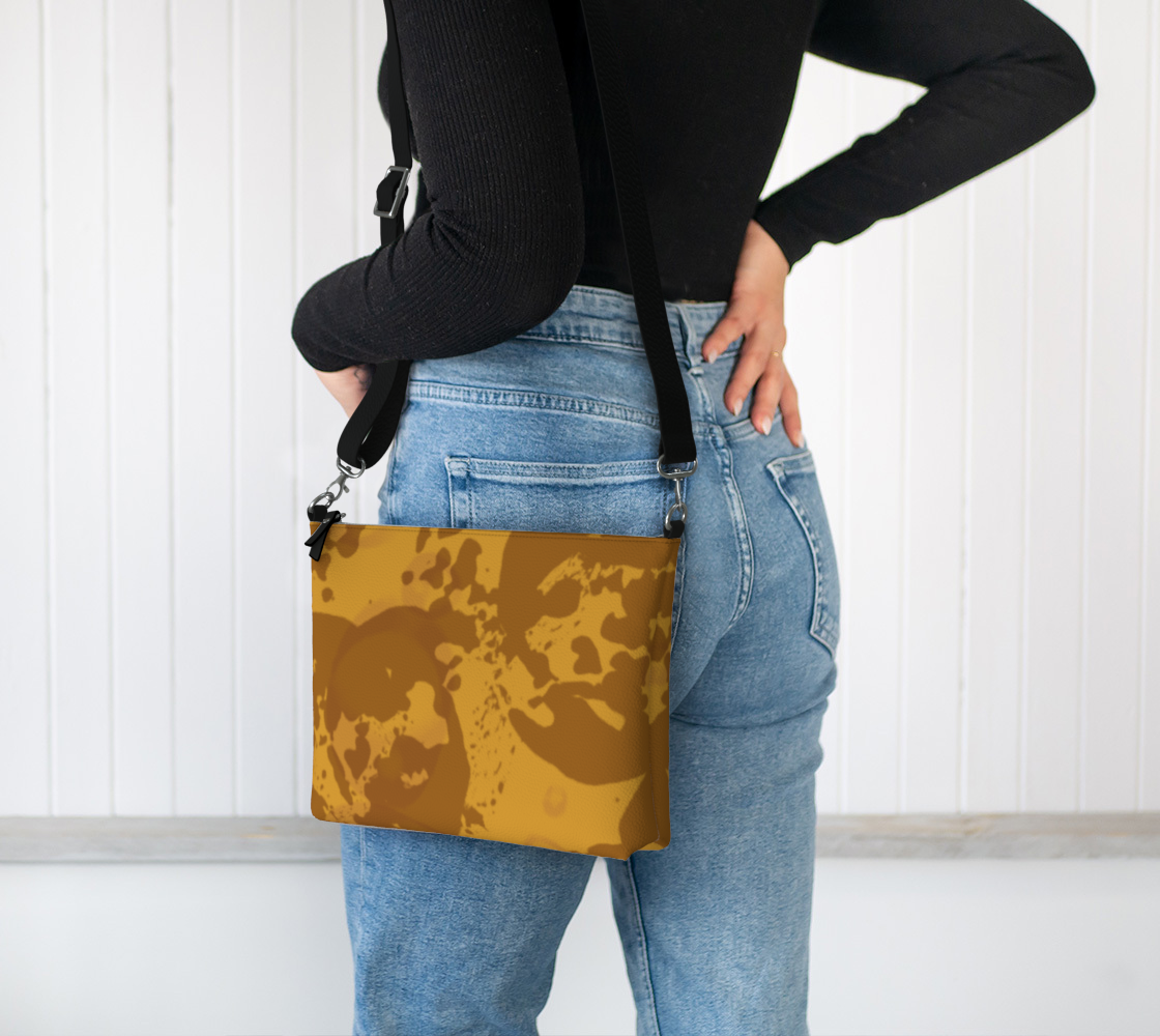Lily Small Crossbody Bag | Hands-free Function | Wearable Design