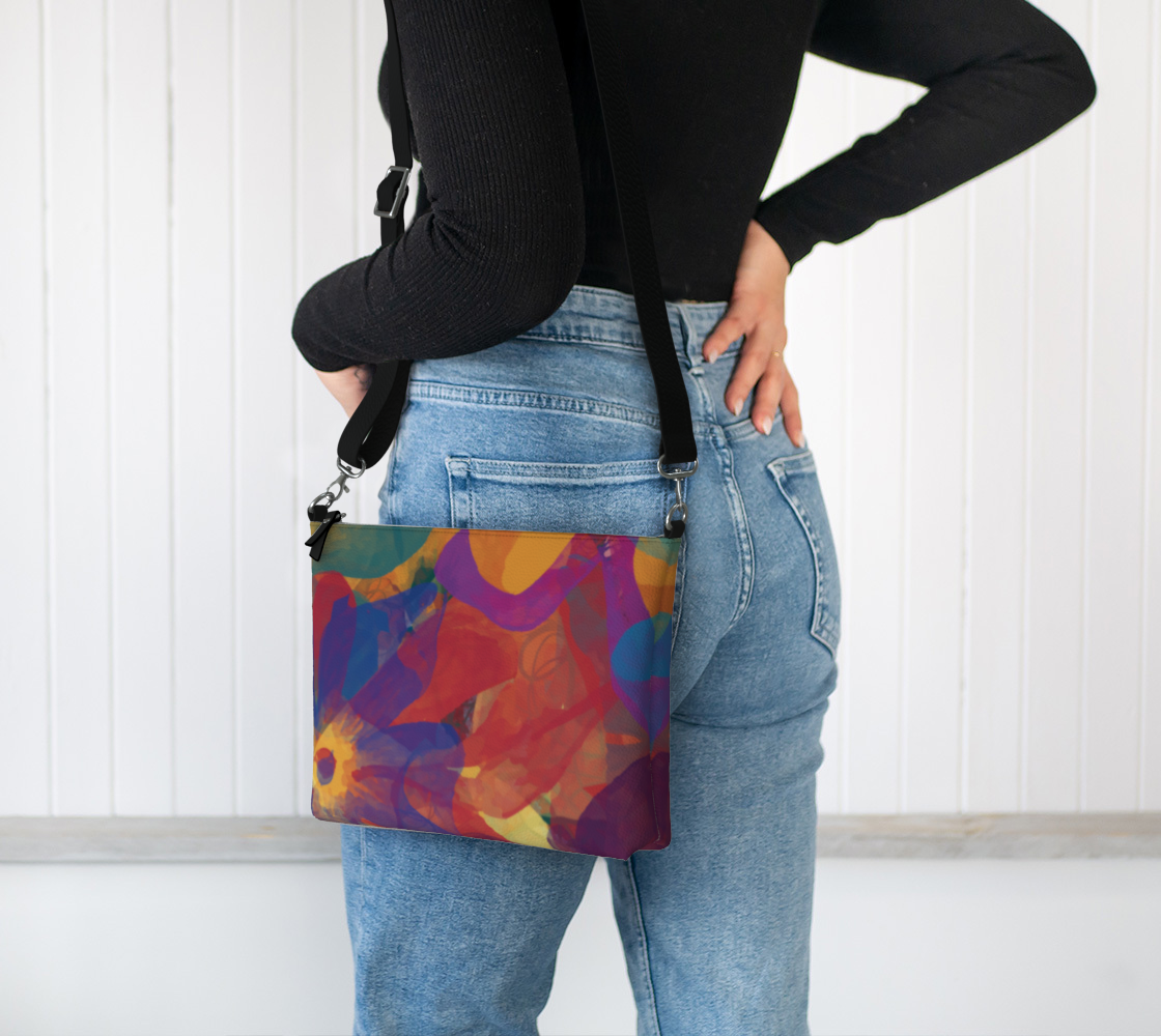 Lily Small Crossbody Bag | Hands-free Function | Wearable Design