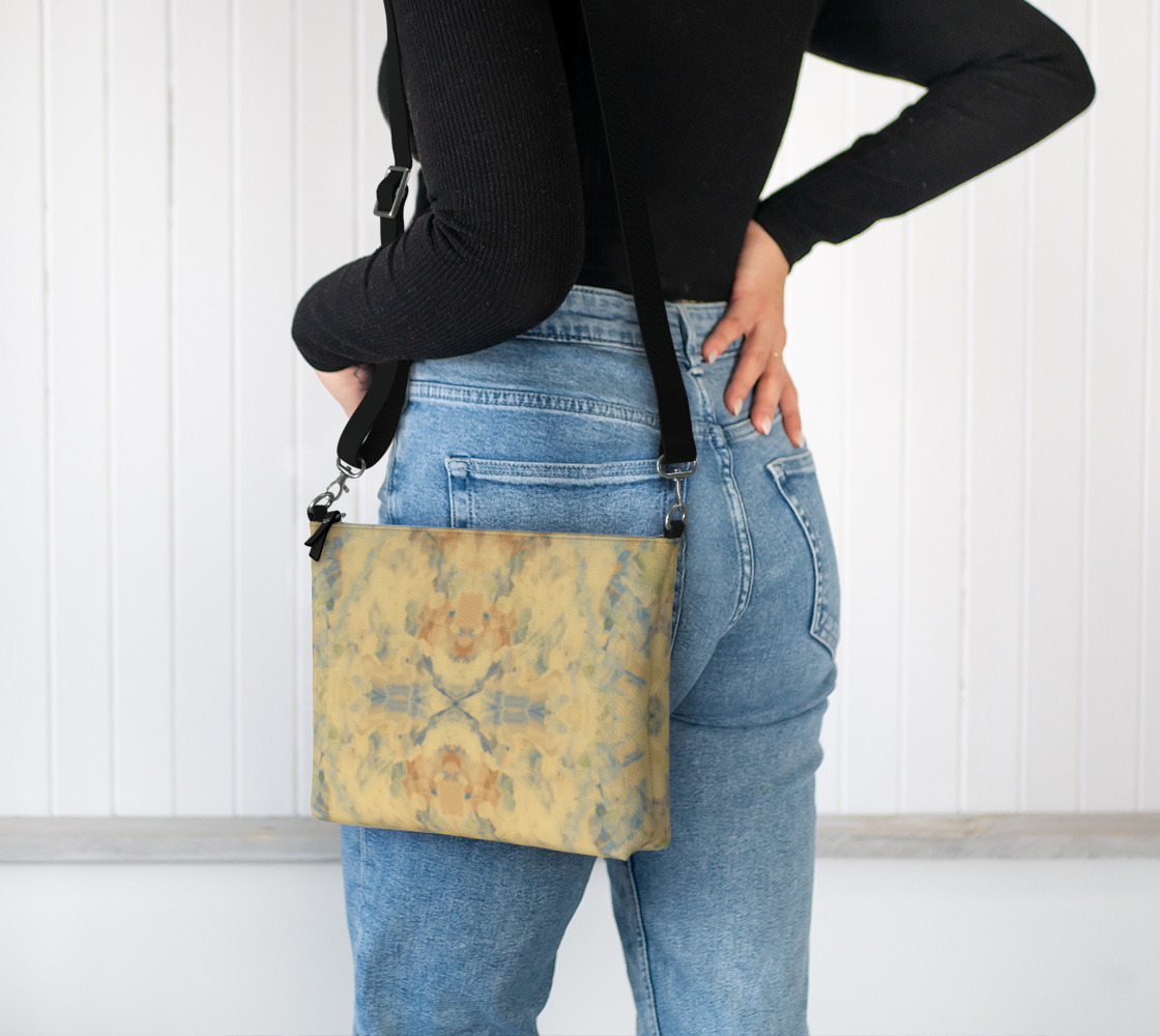 Lily Small Crossbody Bag | Hands-free Function | Wearable Design