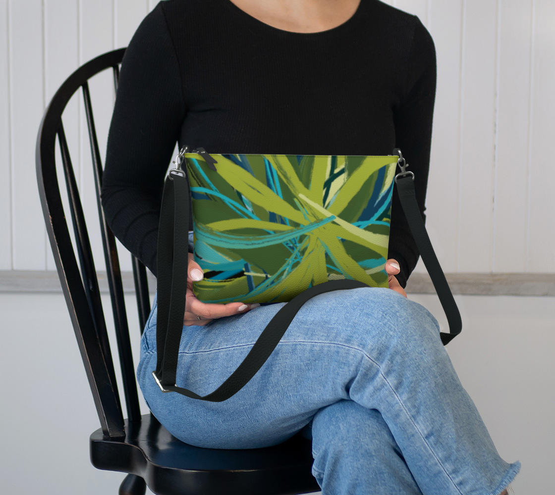 Lily Small Crossbody Bag | Hands-free Function | Wearable Design