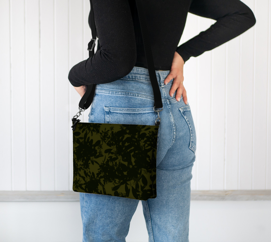 Lily Small Crossbody Bag | Hands-free Function | Wearable Design