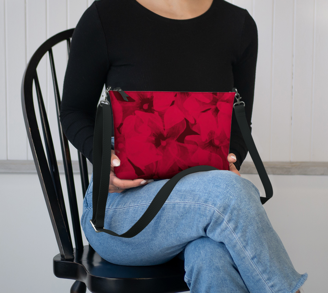 Lily Small Crossbody Bag | Hands-free Function | Wearable Design