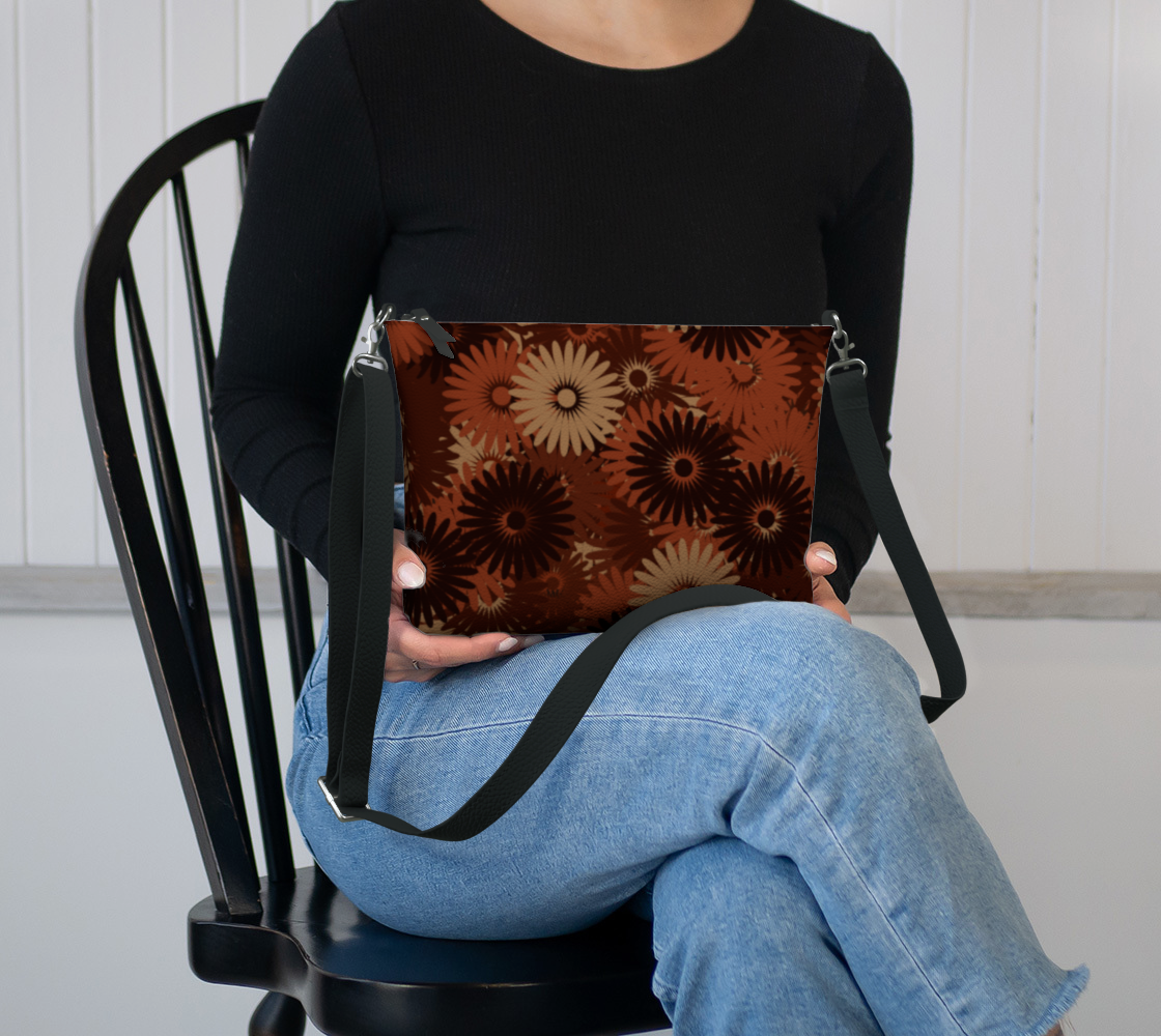 Lily Small Crossbody Bag | Hands-free Function | Wearable Design