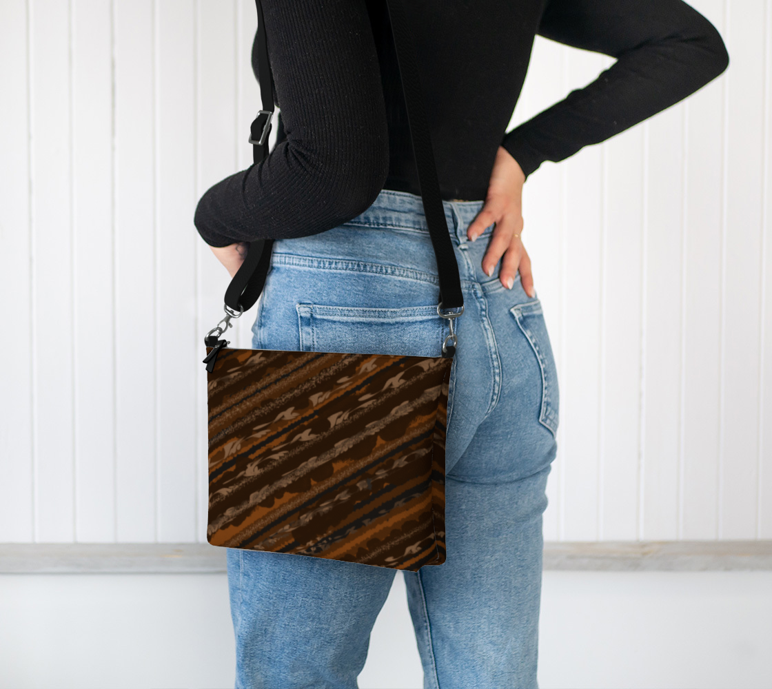 Lily Small Crossbody Bag | Hands-free Function | Wearable Design